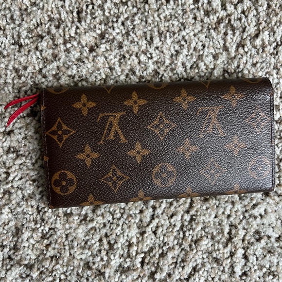 Louis Vuitton Emilie Wallet - Picture 6 of 12